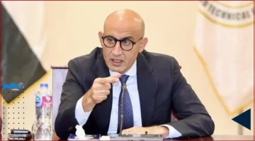 التعليم في مصر يواجه جدلاً بعد خطأ فادح في اسم وزير التعليم بإعلان مدرسة نيو كابيتال